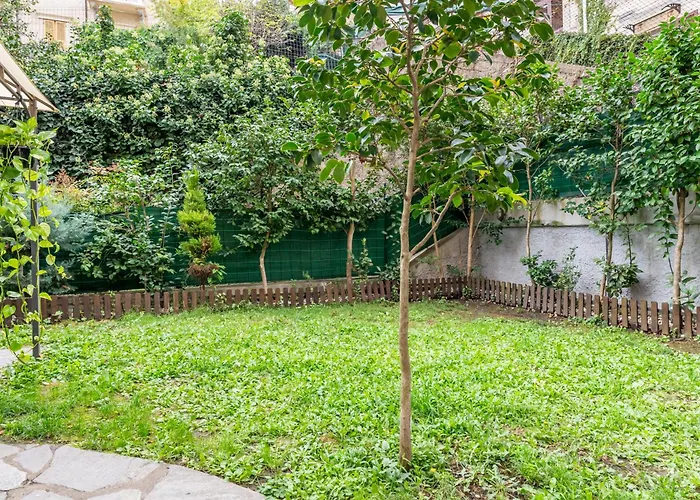 Guesthost - Alice Garden La Spezia